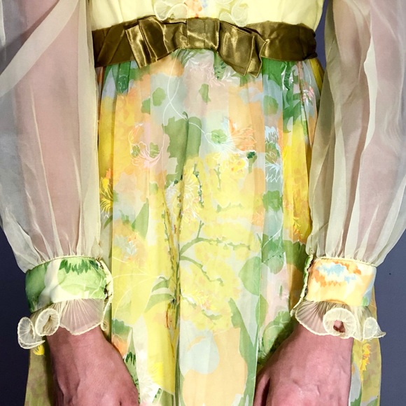 1960s floral maxi dress - Picture 7 of 8